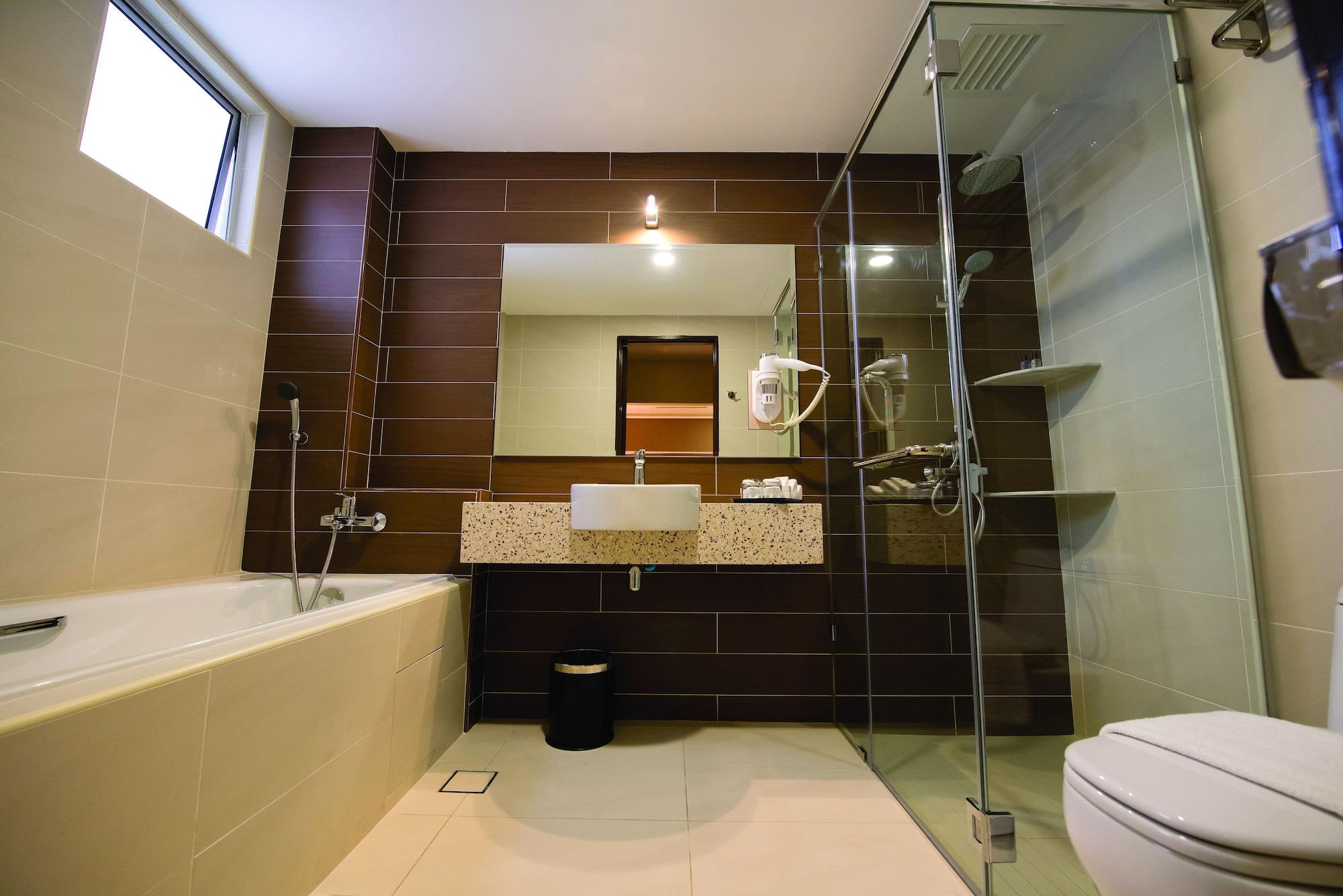 Grand Orient Hotel Perai, Penang Экстерьер фото
